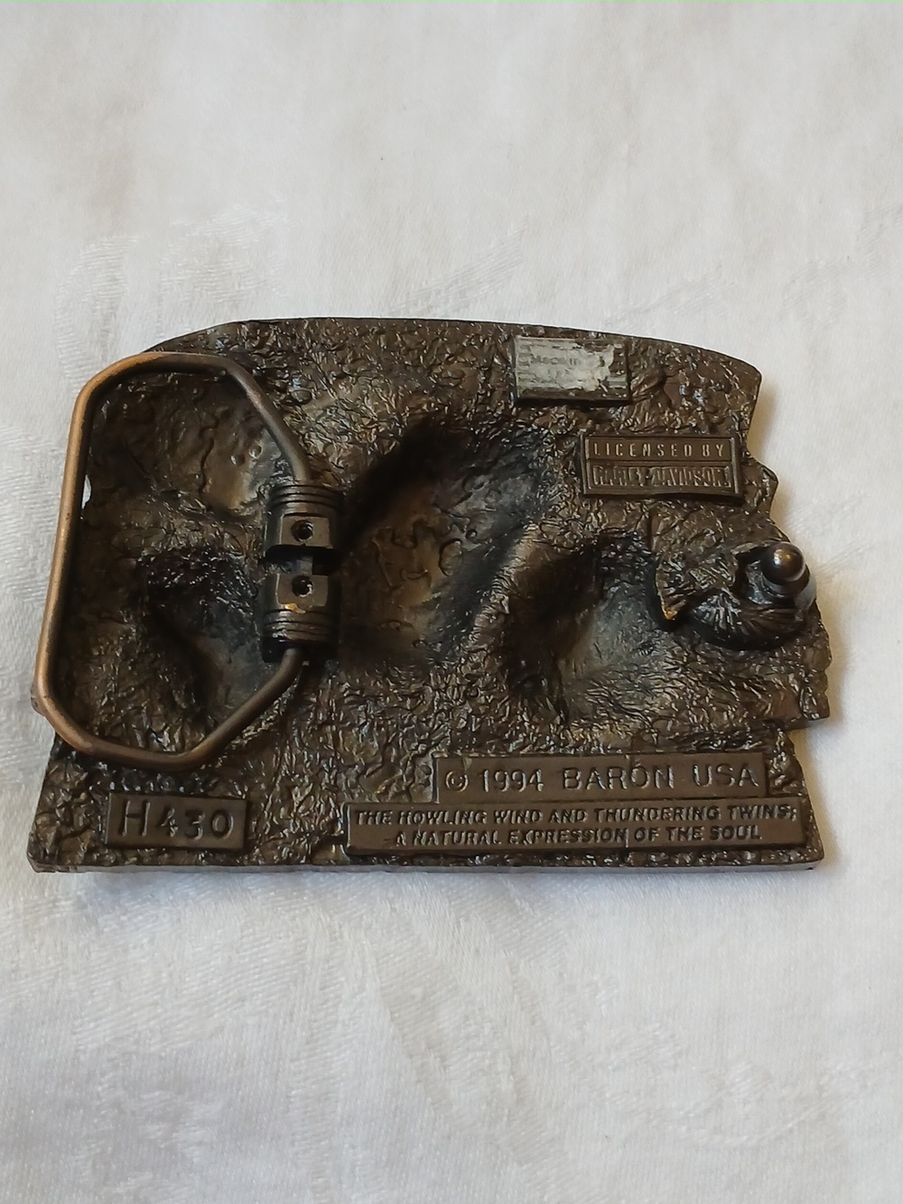 Vintage 1994 Harley Davidson Brass Belt Buckle CALL of the WILD Wolves Baron USA - Picture 4 of 10